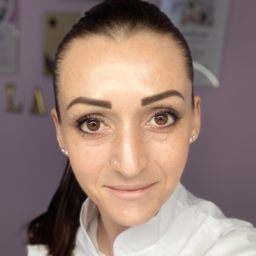 Monika Vrabcová